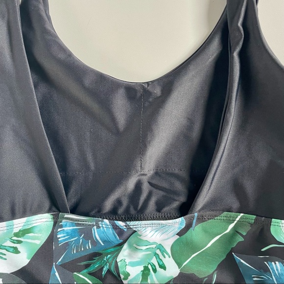 SHEIN Black & Tropical 1 Piece Swimsuit Hi Cut Bathing Suit - Picture 9 of 10